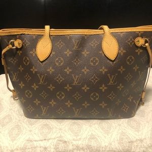 Louis Vuitton Neverfull PM
